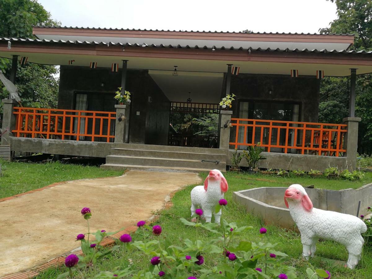 Home Garden Chaeson บ้านสวน ชวนฝัน Lampang Bagian luar foto